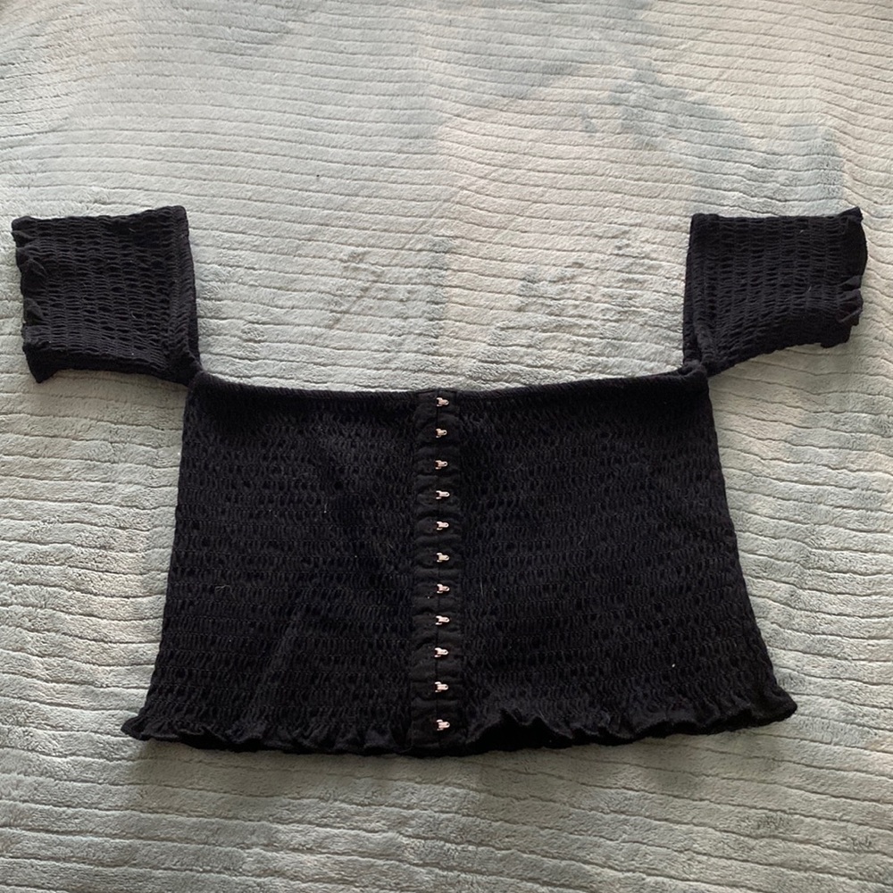 Off shoulder crop top